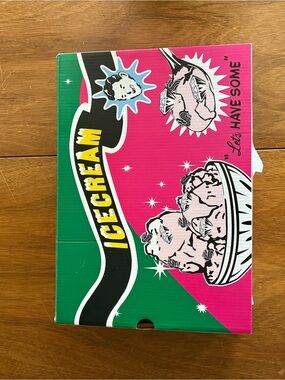 Ice Cream Party Favor Box - Pink & Green - Unbranded